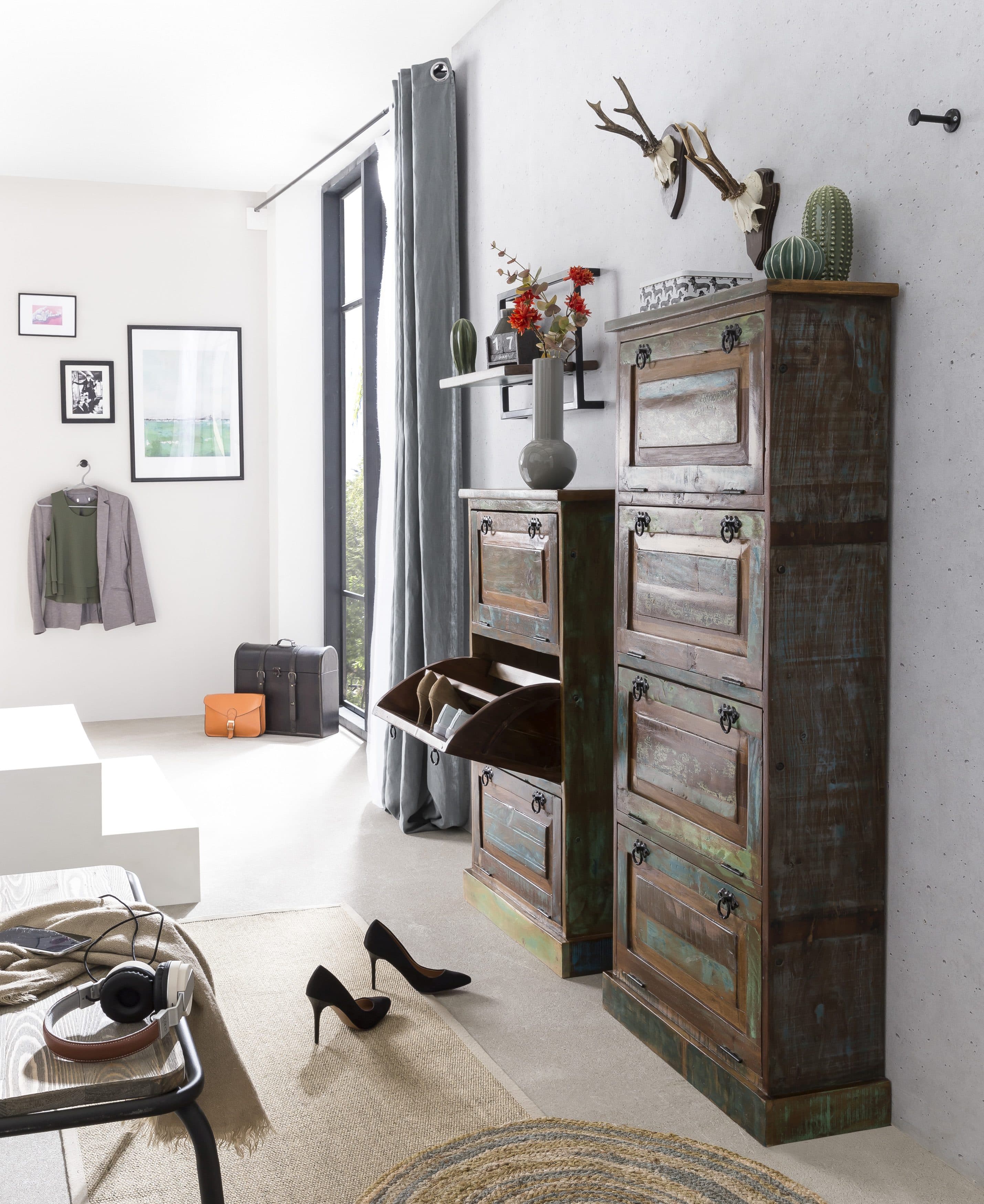 Schuhschrank