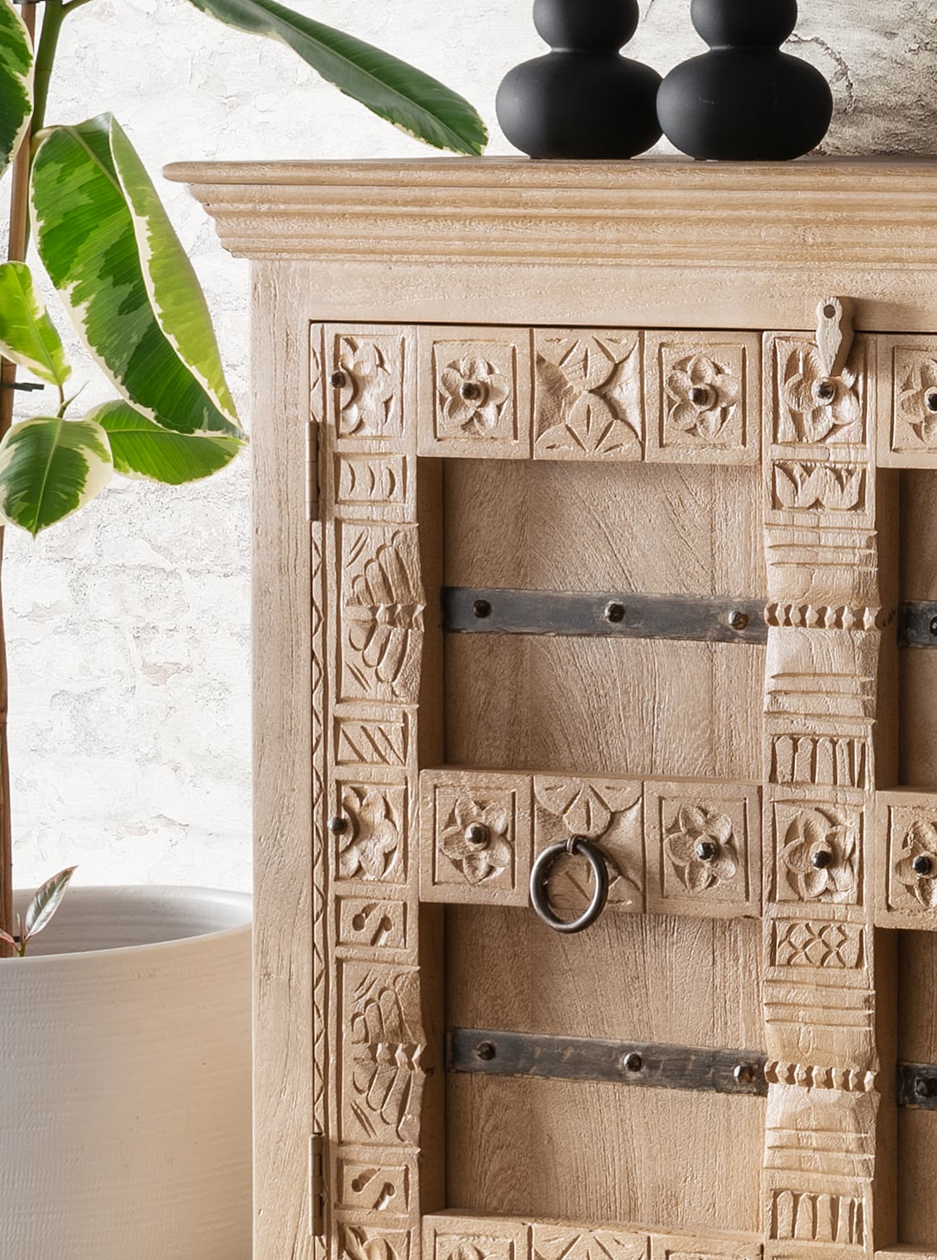 Sideboard