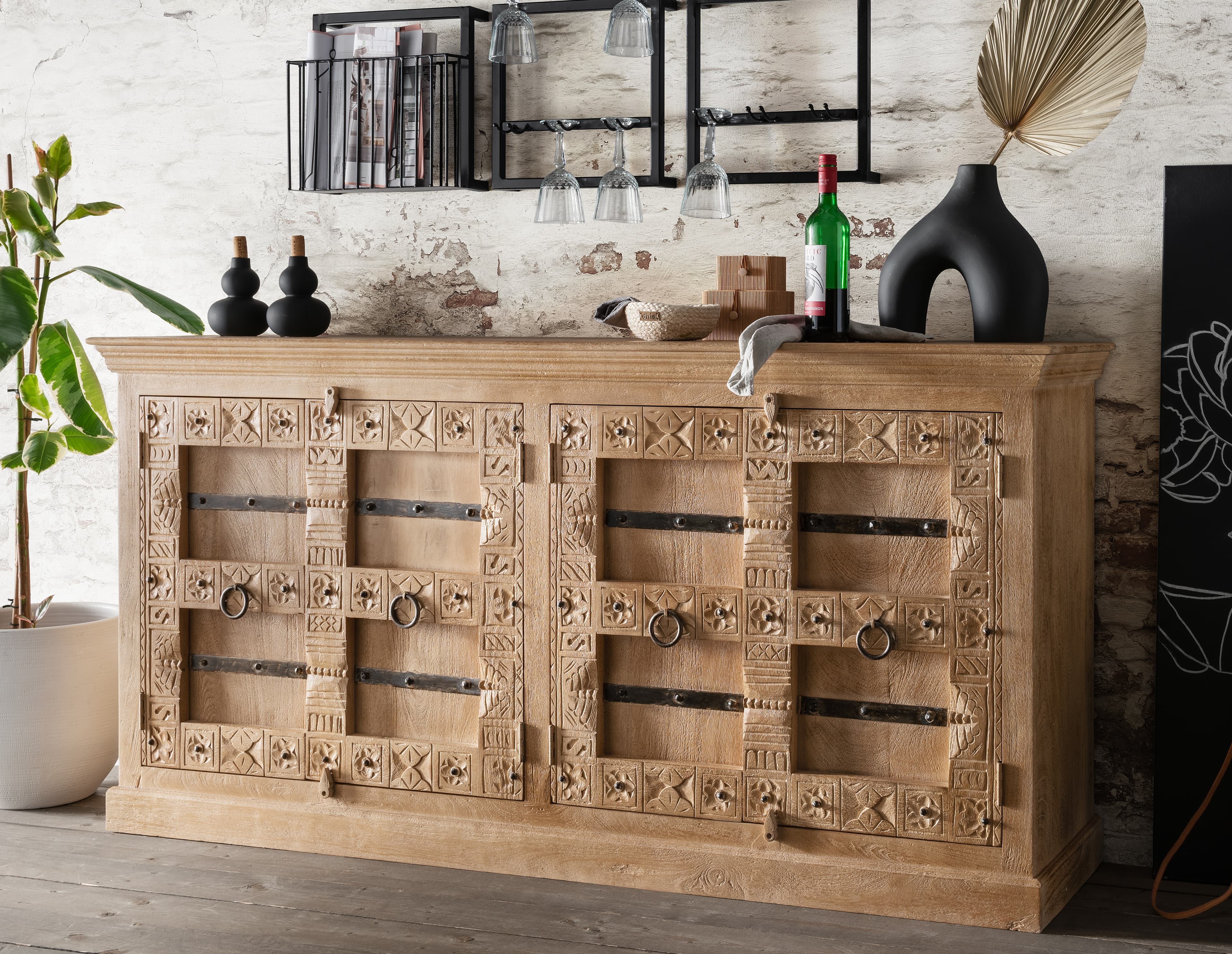Sideboard