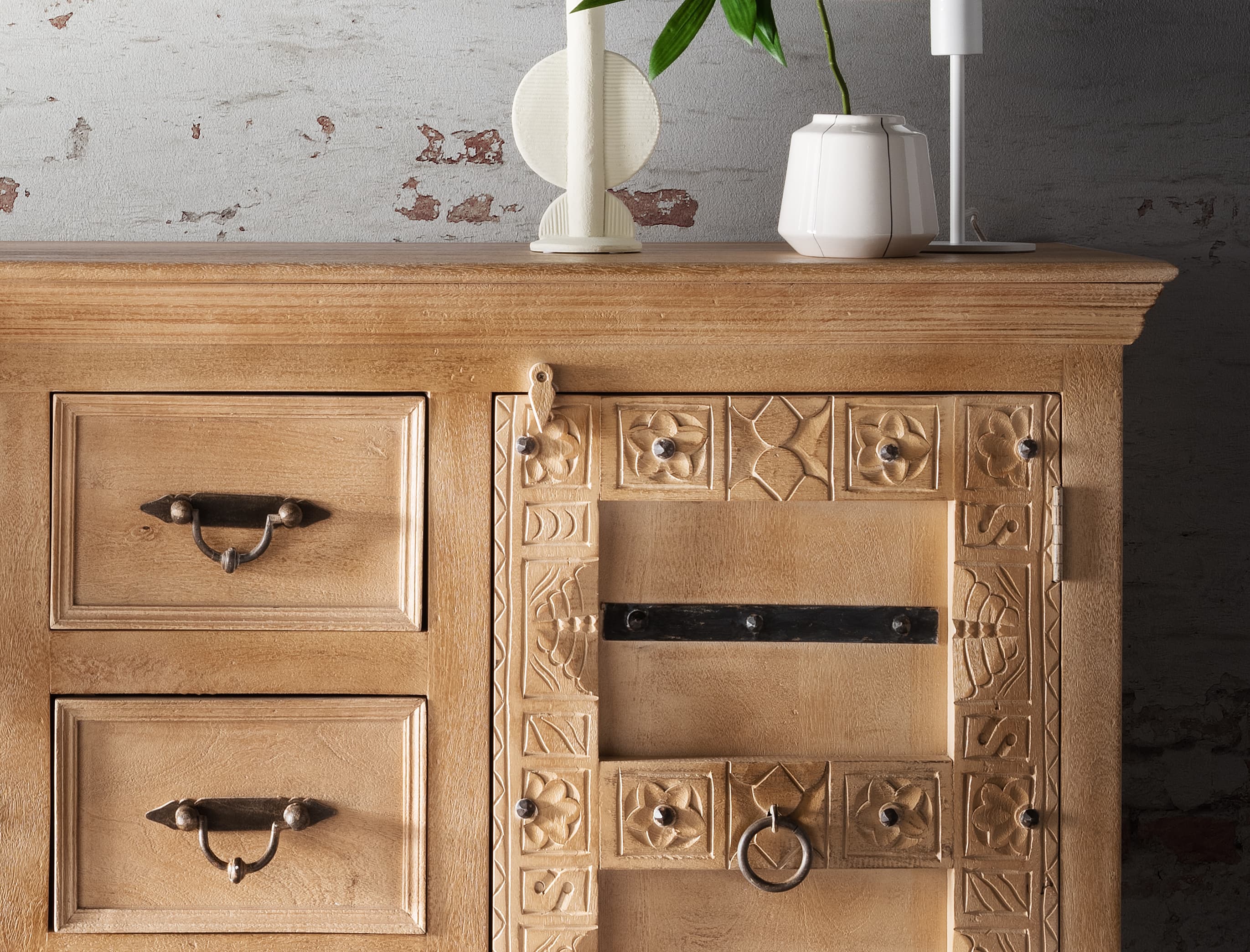 Sideboard