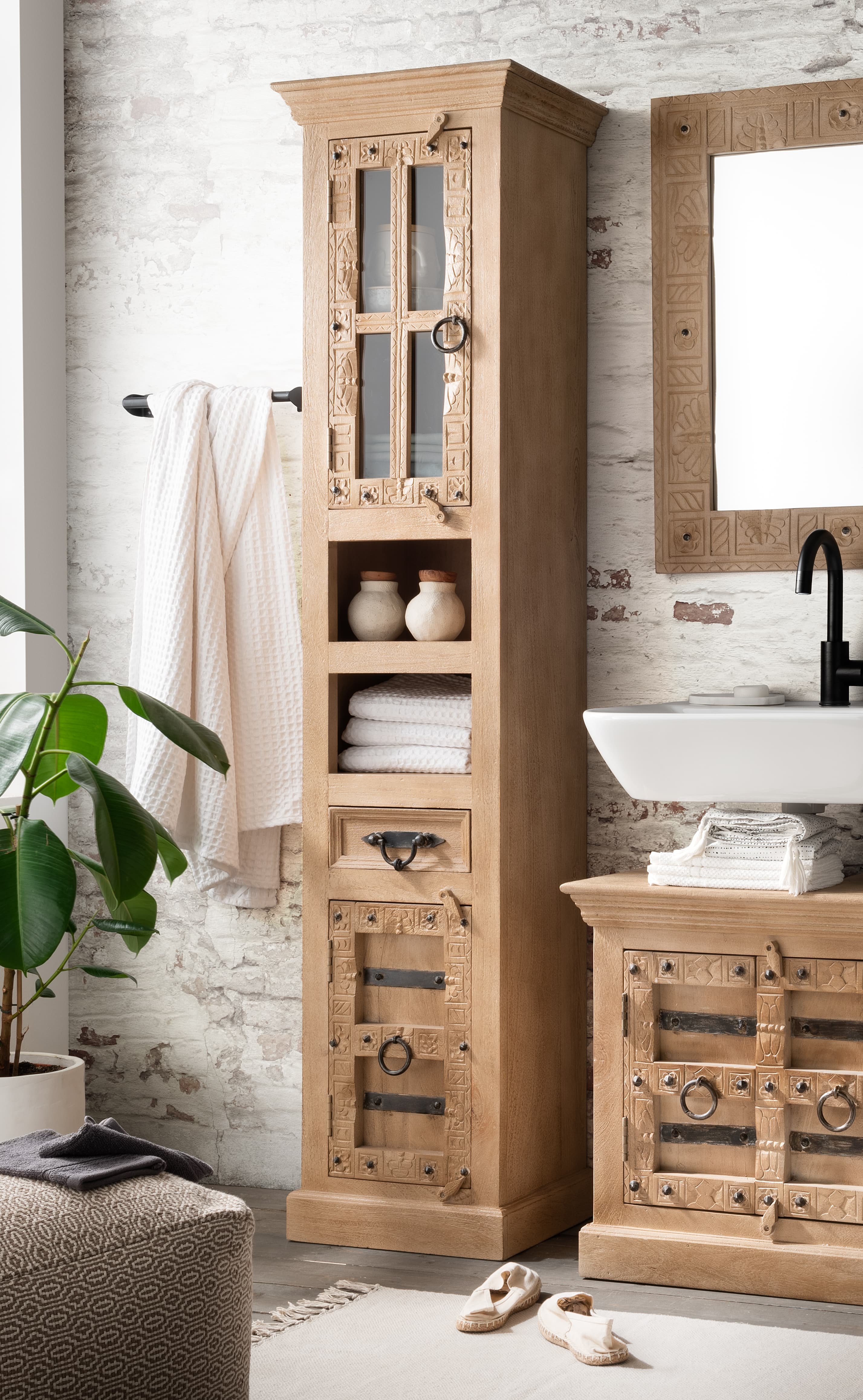 Hochschrank